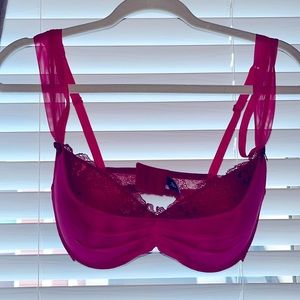 Adore Me Clairabelle Push-Up Bra, Like New without tags 32DDD,
